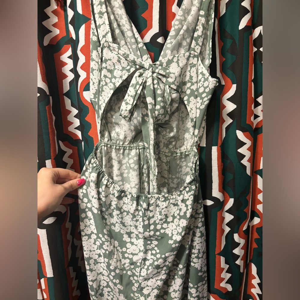 SHEIN VCAY Ditsy Floral Twist Front Split Hem Dress size large - Picture 3 of 5